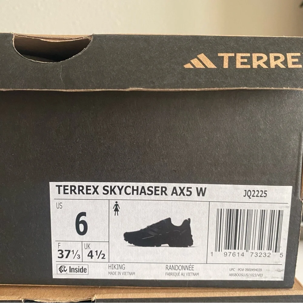 adidas durable trail